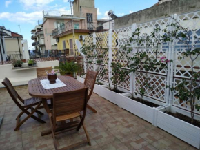 Attico Amelia Soverato Con Terrazzo e Barbecue Soverato Marina
